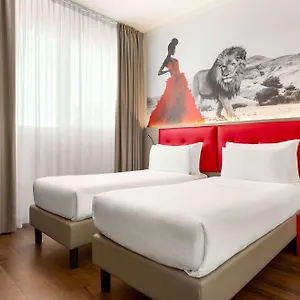 4* Hotel Amedia Milan, Trademark Collection By Wyndham