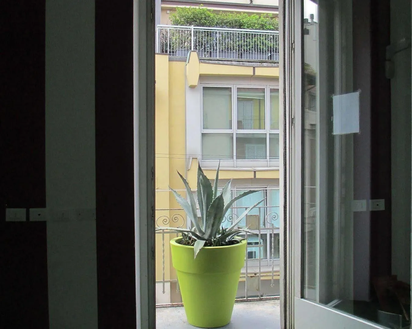 Hostel Gogol'Ostello & Caffe Letterario Mediolan Włochy